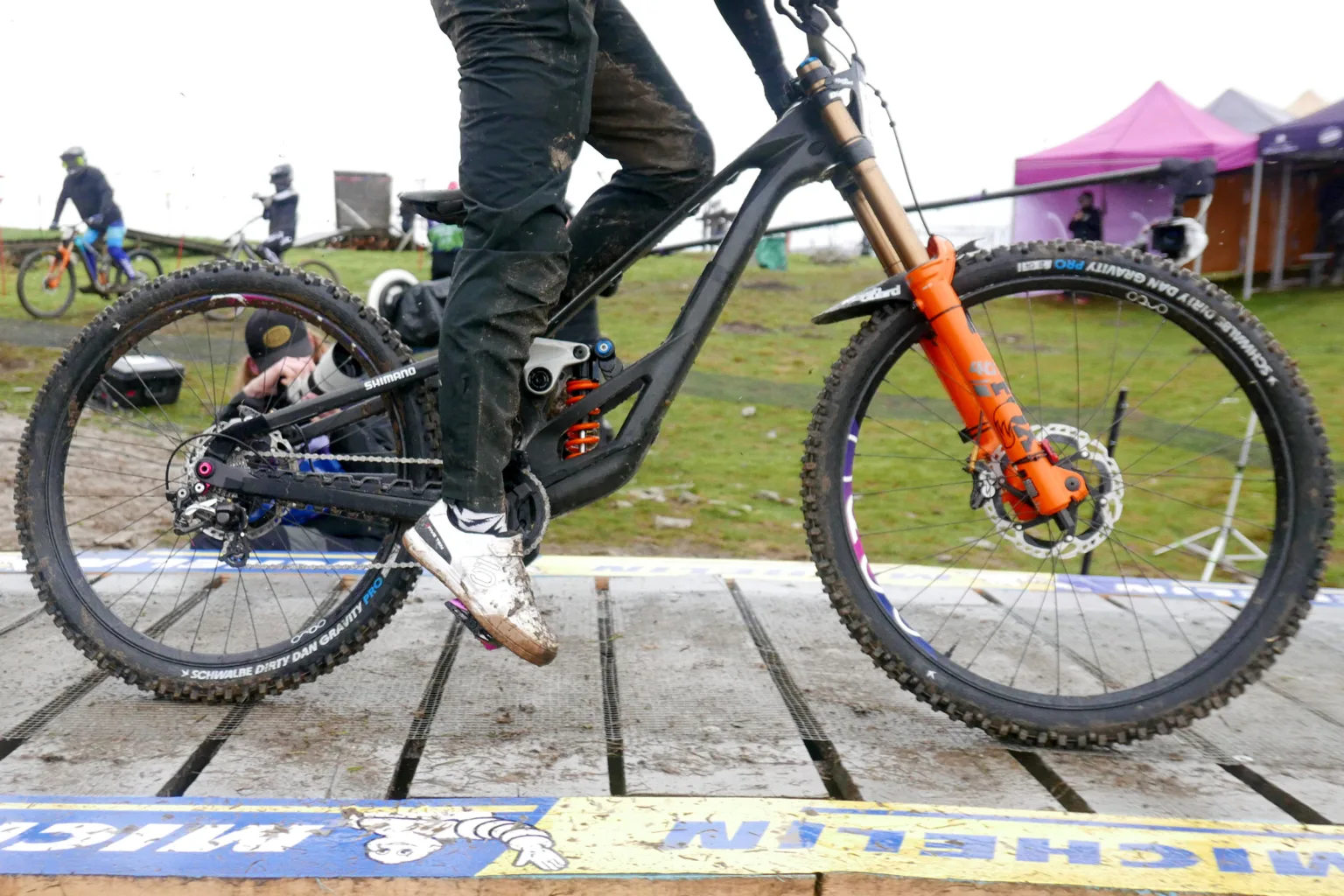 Bicicleta de descenso Orbea Rallon DH Carbon disputada la Copa del Mundo Elite con Tahnee SeaGrave en la Copa del Mundo UCI de Bielsko-Biała Copa del Mundo de Bielsko-Biała