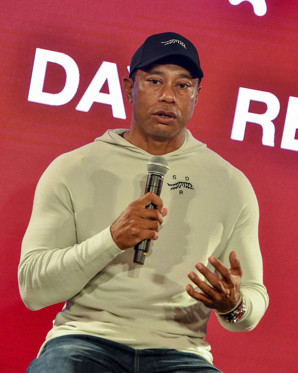 Tiger Woods en el lanzamiento de la nueva marca de ropa y calzado de Tiger Woods y TaylorMade Golf "día del sol rojo" Celebrada el 12 de febrero de 2024 en Palisades Village, Pacific Palisades, California.