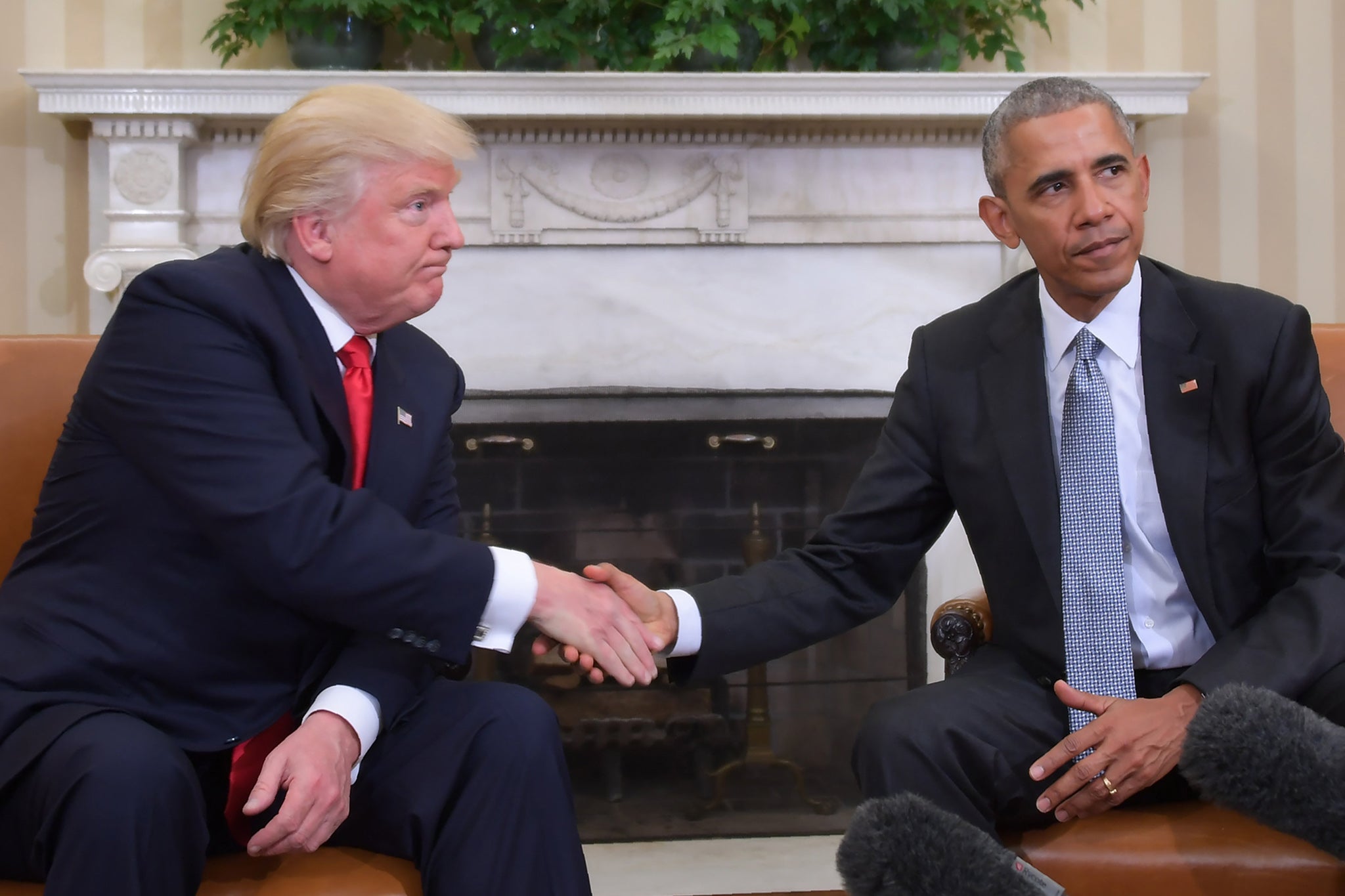 White defendió a Trump durante una entrevista meses después de que el presidente compartiera una foto 